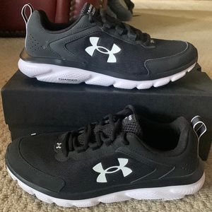 Under Armour Charged Assert Sneaker - Black